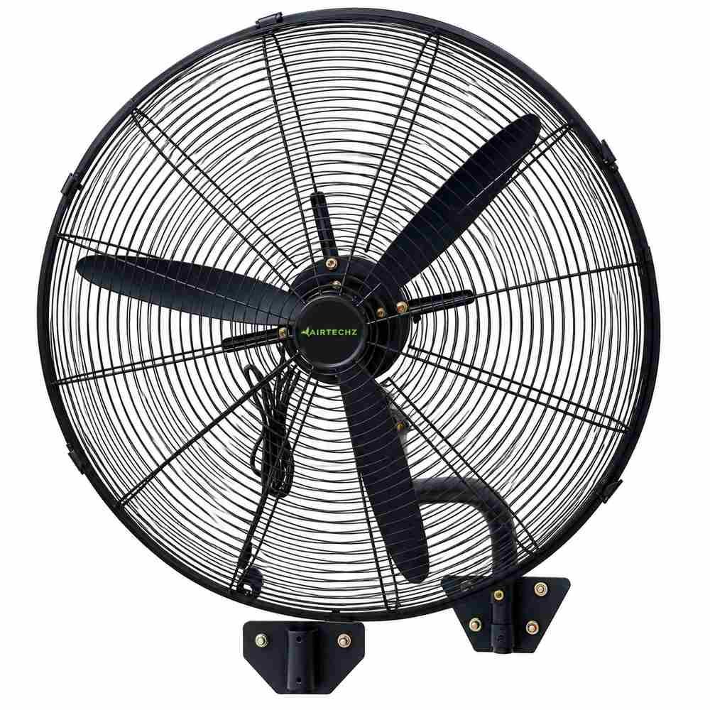 Three-blade industrial wall fan with wall mounting plate