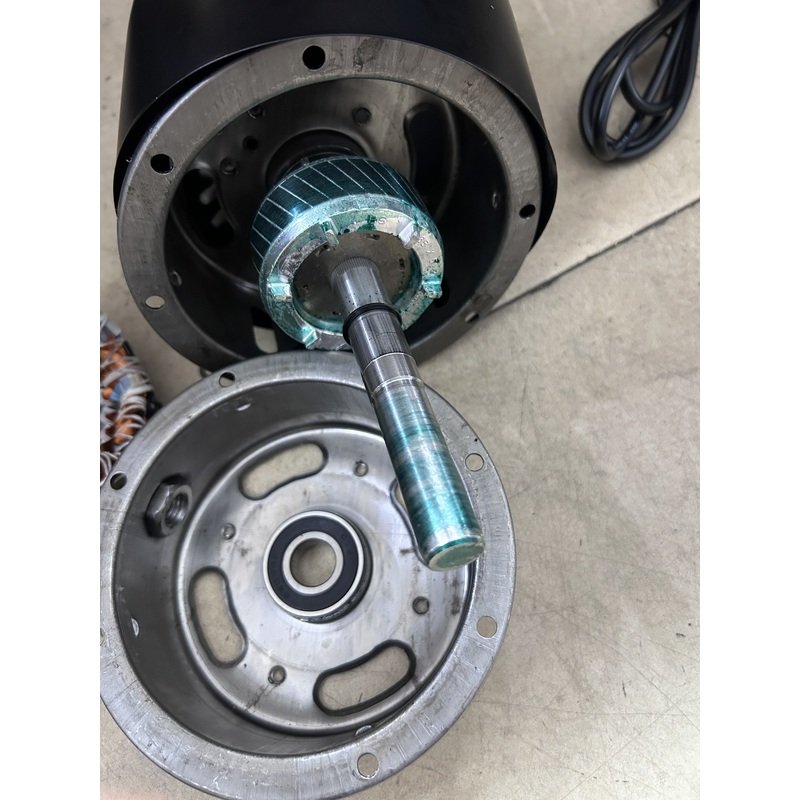 Industrial fan motor rotor and shaft assembly