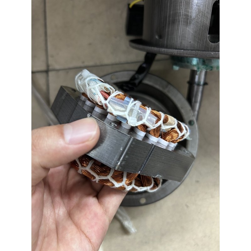 Thermal protection sensor fitted near the fan motor windings